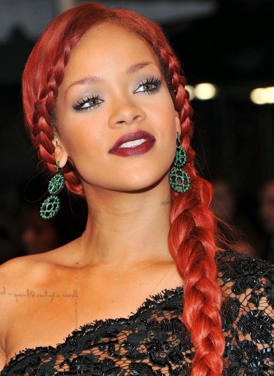Rihanna Örgü Saç Modeli