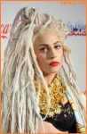 Rasta saç modeli Lady Gaga